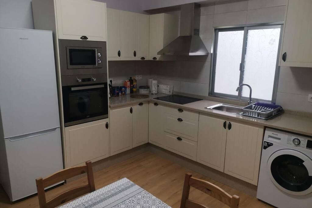 Apartamento Lalin Centro Ll Exteriér fotografie